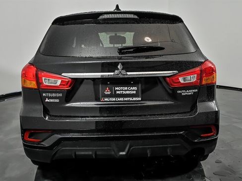 Used 2018 Mitsubishi Outlander Sport ES FWD image 8