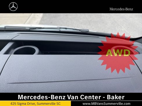 Used 2024 Mercedes-Benz Sprinter 2500 image 27