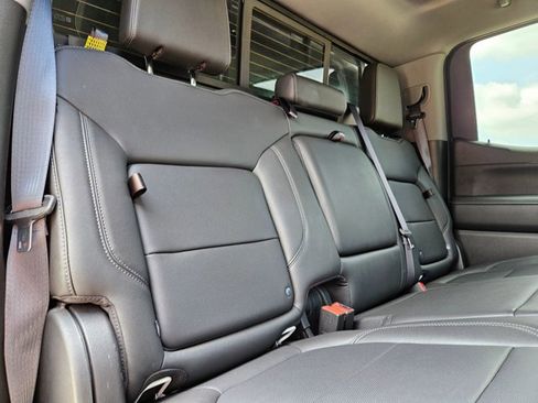 Used 2021 GMC Sierra 1500 SLT w/ SLT Premium Plus Package AWD/4WD image 17