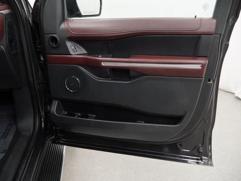 Used 2023 Ford Expedition Max Limited image 49