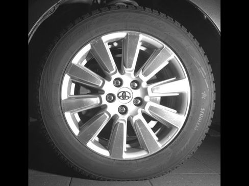 Used 2017 Toyota Sienna Limited AWD/4WD image 10