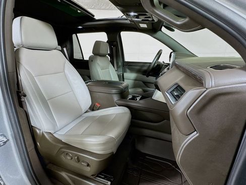 Certified 2024 Chevrolet Tahoe LT w/ LT Signature Package AWD/4WD image 29