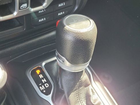 Used 2023 Jeep Wrangler Unlimited Sport AWD/4WD image 20