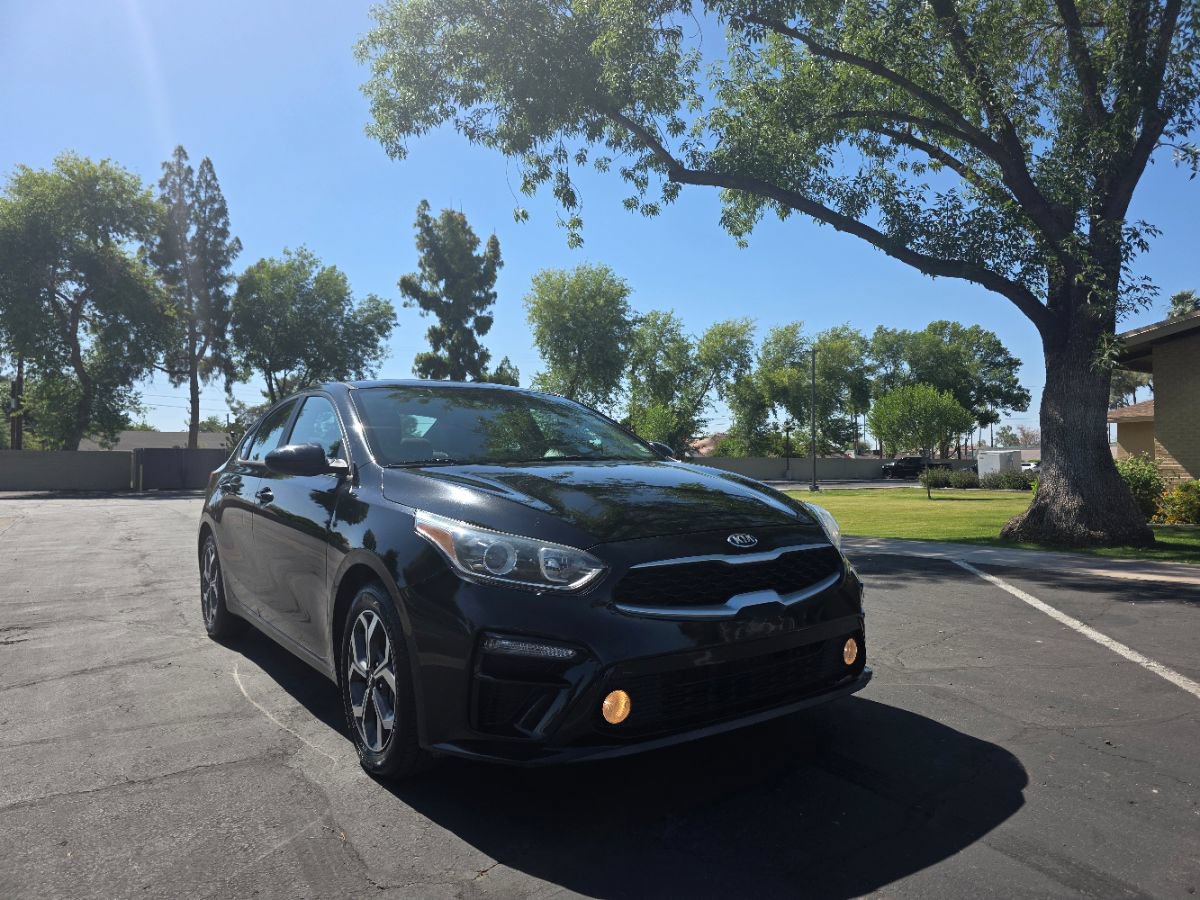 Used 2020 Kia Forte LXS FWD image 1