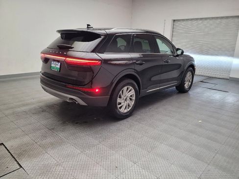 Used 2022 Lincoln Corsair FWD image 9