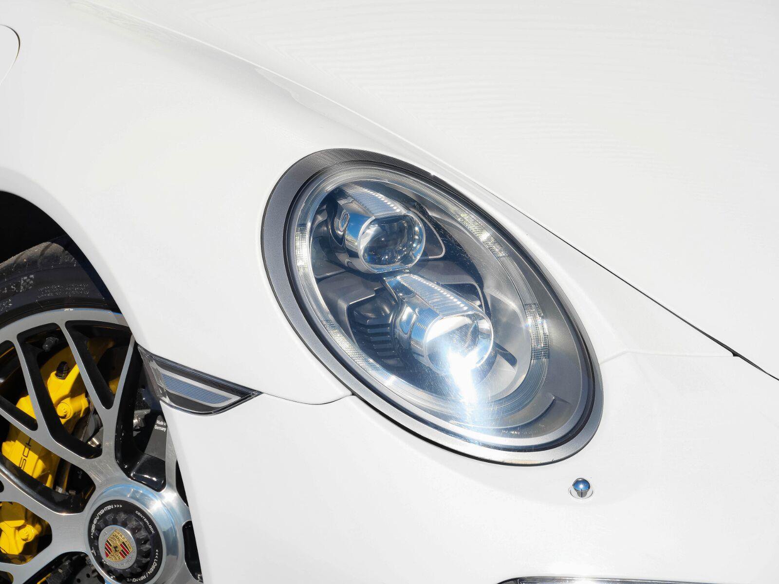 Used 2015 Porsche 911 Turbo S AWD/4WD image 29