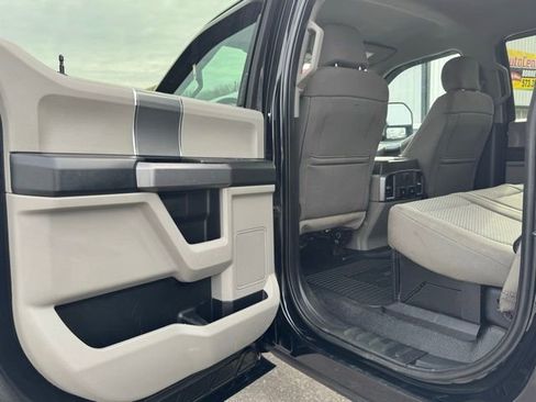 Used 2018 Ford F450 XLT w/ XLT Premium Package image 27