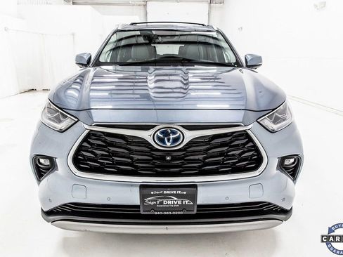 Used 2023 Toyota Highlander Platinum image 10