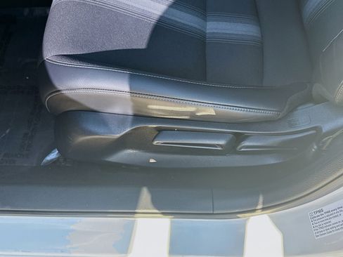 Used 2023 Honda Civic Sport image 15