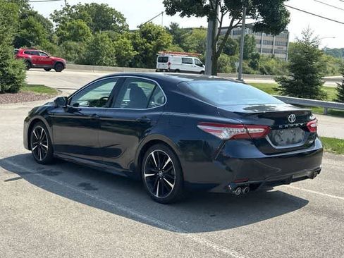 Used 2018 Toyota Camry XSE FWD image 21