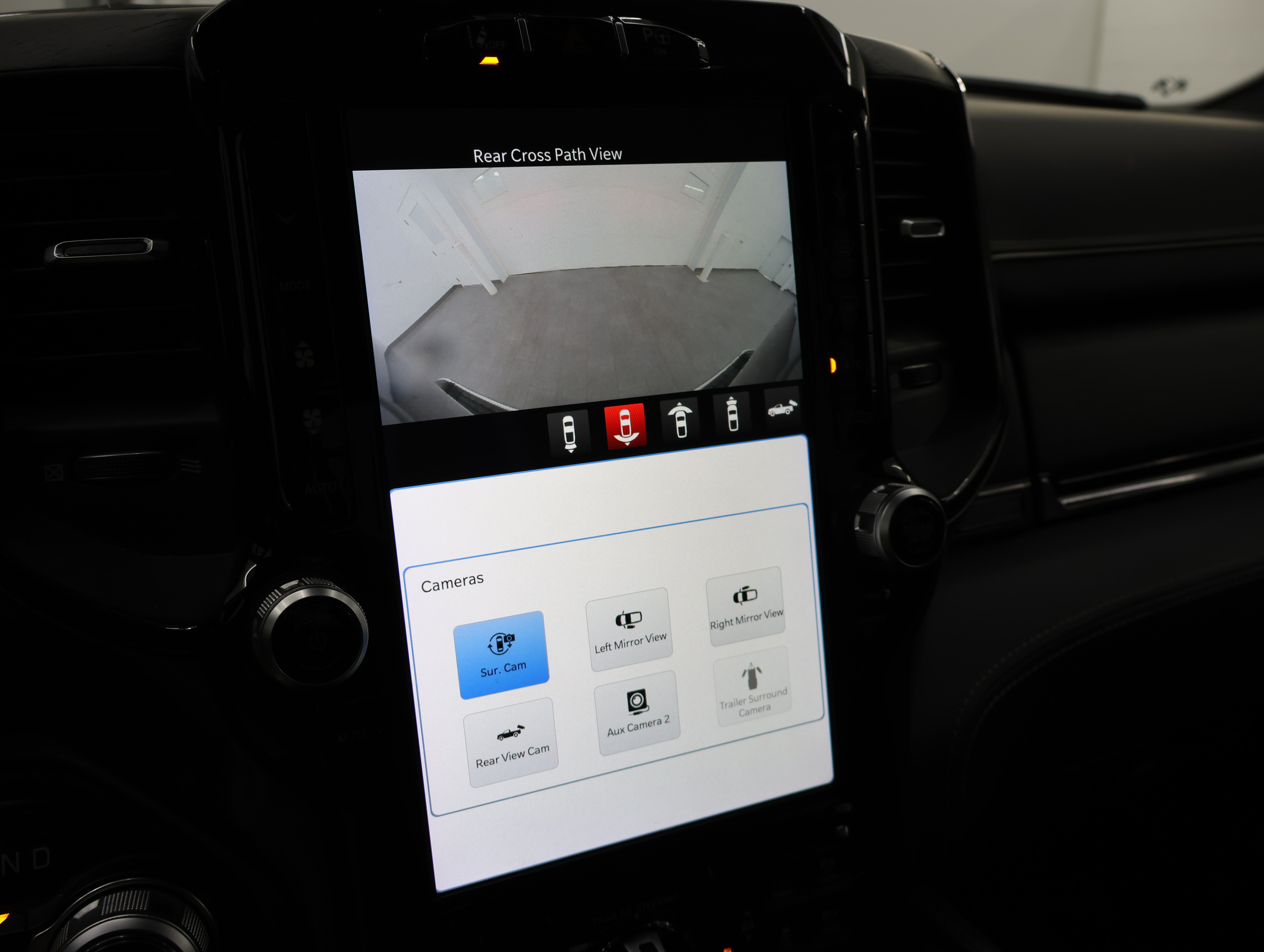 Used 2022 RAM 1500 Limited AWD/4WD image 17