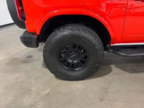 Used 2025 Ford Bronco Stroppe Edition image 32