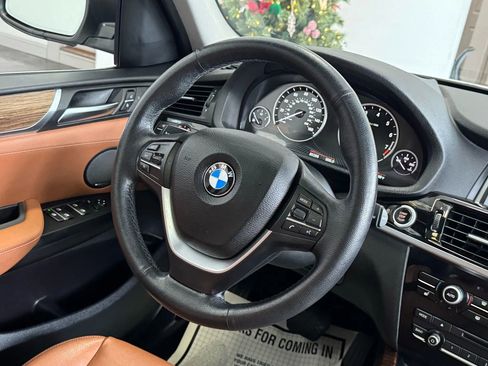 Used 2017 BMW X3 xDrive28i image 9