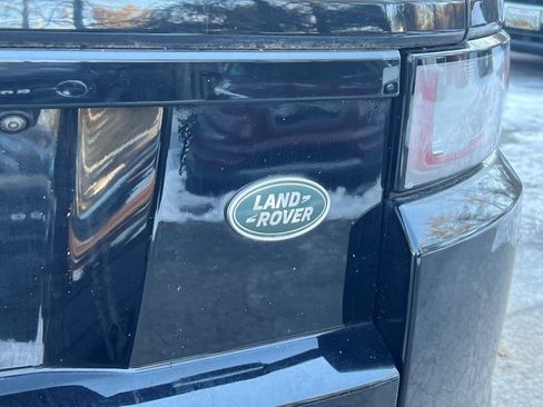 Used 2018 Land Rover Range Rover Evoque SE Premium image 5