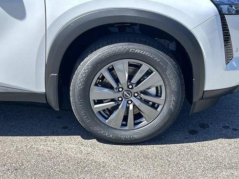 New 2026 Nissan Pathfinder SV AWD/4WD image 9