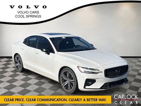 Used 2019 Volvo S60 T6 R-Design image 1
