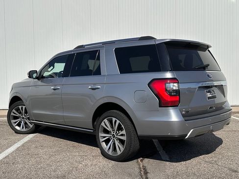 Used 2021 Ford Expedition Limited AWD/4WD image 5