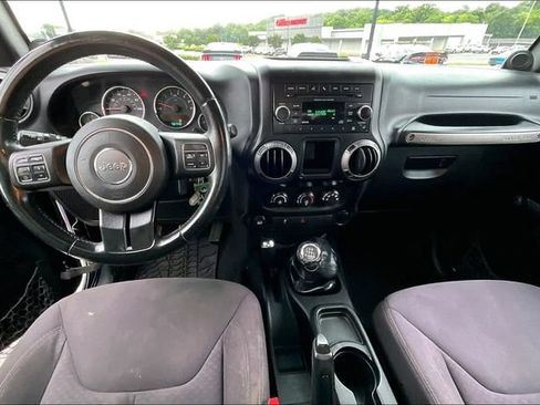 Used 2013 Jeep Wrangler Sport w/ Connectivity Group AWD/4WD image 7