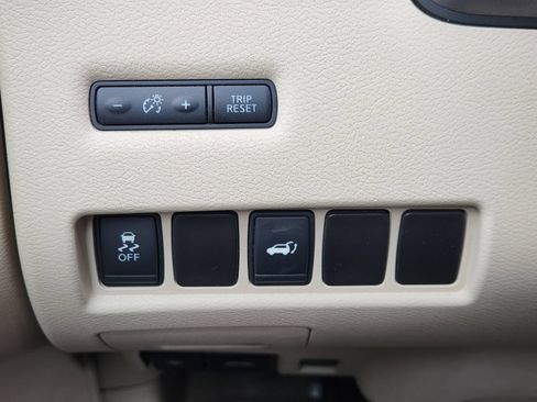 Used 2015 Nissan Murano SL w/ SL Technology Package FWD image 26