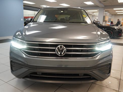 Used 2022 Volkswagen Tiguan SE image 18
