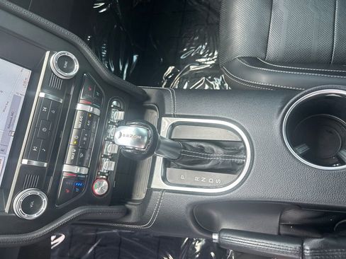 Used 2019 Ford Mustang GT Premium w/ GT Performance Package RWD image 28