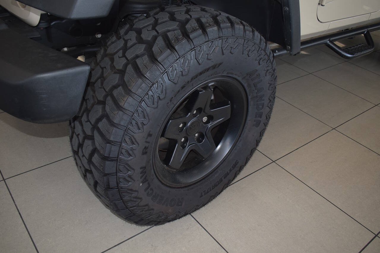 Used 2016 Jeep Wrangler Unlimited Sport w/ Quick Order Package 24S AWD/4WD image 28