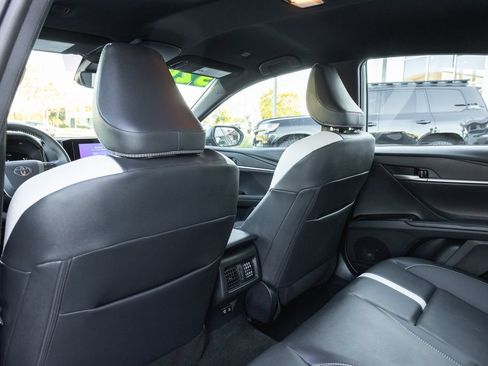 Used 2026 Toyota Camry SE w/ Convenience Package FWD image 23
