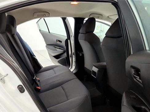 Certified 2022 Toyota Corolla LE w/ LE Convenience Package image 18