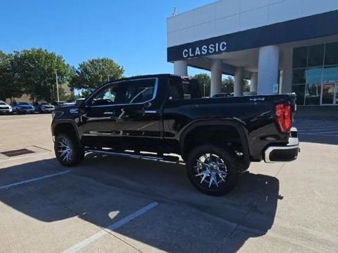 New 2026 GMC Sierra 1500 SLT image 41