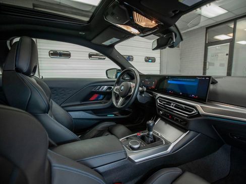 Used 2023 BMW M2 w/ Lighting Package image 17