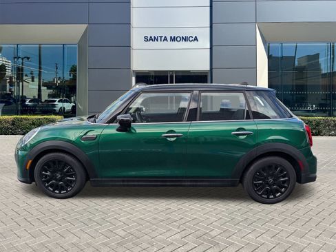 Used 2023 MINI Cooper 4-Door Hardtop image 9