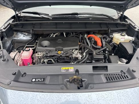 Used 2021 Toyota Highlander XLE image 36
