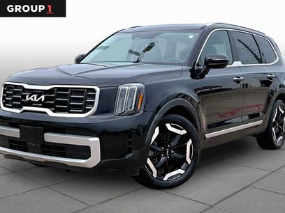 Used 2023 Kia Telluride S w/ S Sunroof Package
