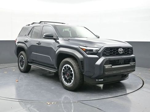 Used 2025 Toyota 4Runner TRD Off-Road image 21