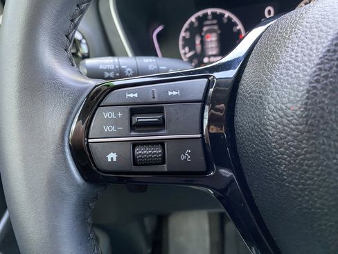 Used 2024 Honda Pilot EX-L image 19