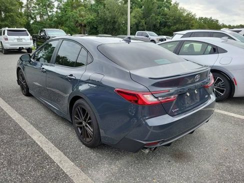 Used 2025 Toyota Camry SE FWD image 6