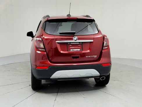 Used 2022 Buick Encore Preferred image 4