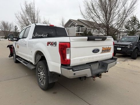 Used 2017 Ford F250 Lariat w/ Lariat Value Package image 7