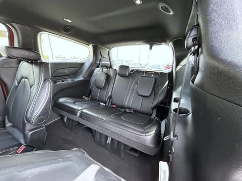 Used 2025 Chrysler Pacifica Select FWD image 20