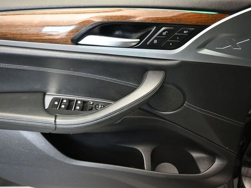 Used 2019 BMW X3 sDrive30i w/ Convenience Package image 10