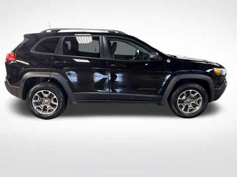 Used 2020 Jeep Cherokee Trailhawk w/ Cold Weather Group AWD/4WD image 7