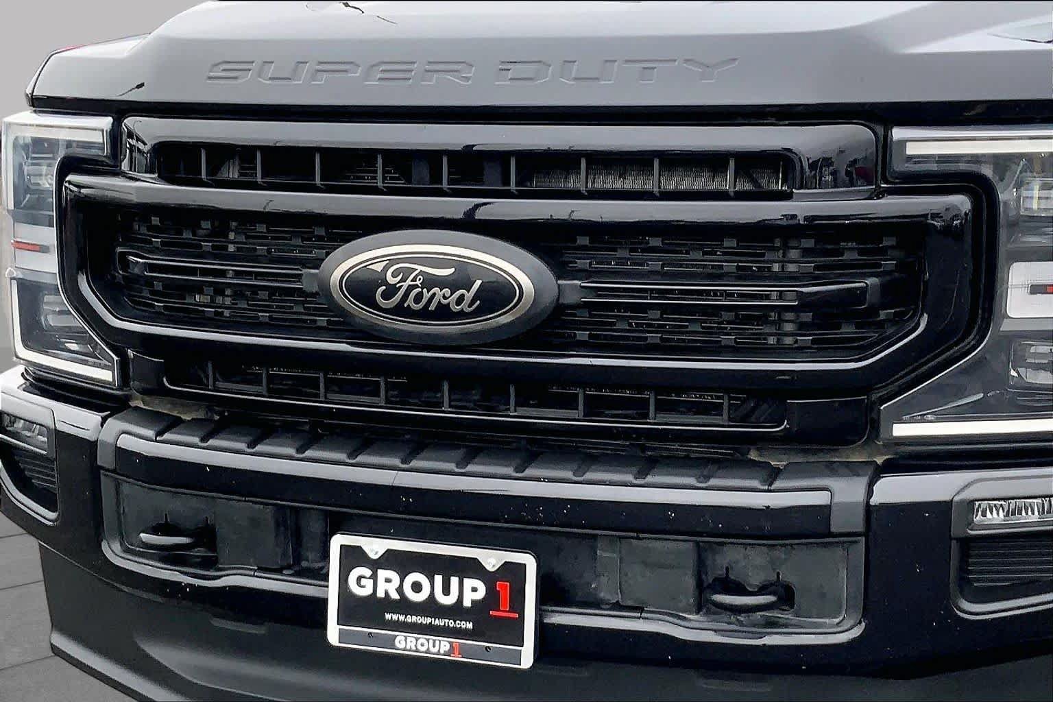 Used 2022 Ford F250 Lariat w/ Black Appearance Package AWD/4WD image 30
