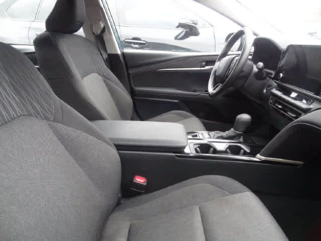 Used 2025 Toyota Camry LE FWD image 11