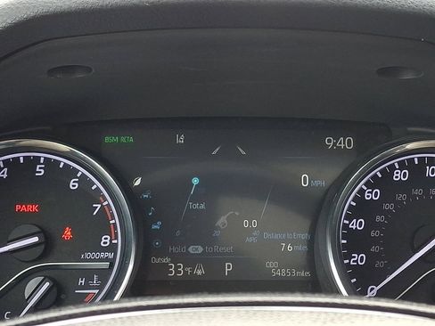 Used 2019 Toyota Camry XLE w/ Navigation Package image 19