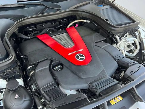 Used 2021 Mercedes-Benz GLC 43 AMG 4MATIC image 28