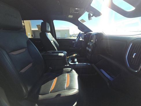 Used 2019 GMC Sierra 1500 AT4 w/ AT4 Premium Package image 6
