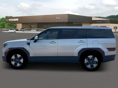 New 2026 Hyundai Santa Fe SE image 3