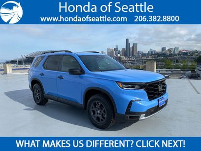 New 2025 Honda Pilot TrailSport
