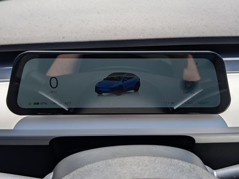 Used 2023 Tesla Model Y Long Range AWD/4WD image 21
