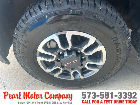 Certified 2022 GMC Sierra 2500 SLE w/ SLE Value Package; AWD/4WD image 9